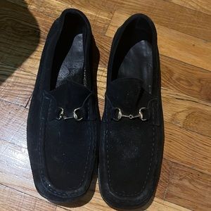 Gucci Men’s  suede horsebit  loafers. Brand size 11